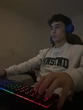 Snapshot of gojo_satoru_18 chatting on October 28, 2025, 3:40 am gojo satoru 18 online show from October 28, 2025, 3:40 am