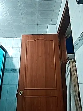 Snapshot of helena_smith chatting on October 22, 2025, 3:06 am helena smith online show from October 22, 2025, 3:06 am