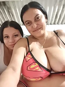 Snapshot of Horny-Mommy-Dirty chatting on September 27, 2025, 3:34 am Horny-Mommy-Dirty online show from September 27, 2025, 3:34 am