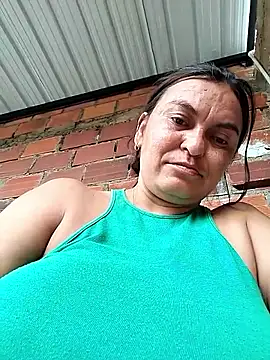 Snapshot of Horny-Mommy-Dirty chatting on September 18, 2025, 1:25 pm Horny-Mommy-Dirty online show from September 18, 2025, 1:25 pm