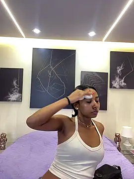 Snapshot of GabrielaLugo chatting on July 30, 2026, 11:53 am GabrielaLugo online show from July 30, 2026, 11:53 am