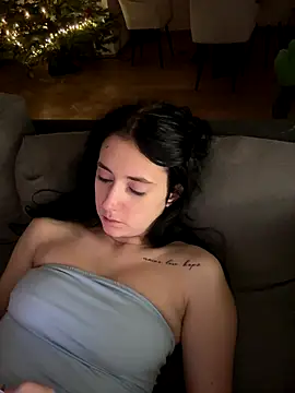 Snapshot of Lena_Lang chatting on December 4, 2025, 3:33 pm Lena Lang online show from December 4, 2025, 3:33 pm