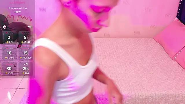 Snapshot of Beautifulskinny18 chatting on October 26, 2025, 1:11 pm Beautifulskinny18 online show from October 26, 2025, 1:11 pm