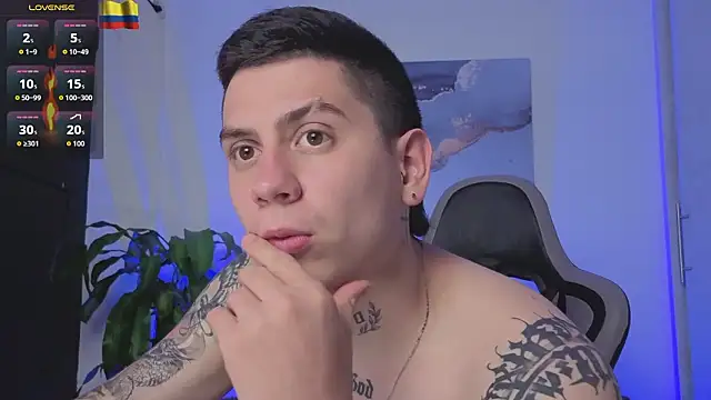 Snapshot of Yeiko_Romero_ chatting on March 13, 2026, 7:19 pm Yeiko Romero online show from March 13, 2026, 7:19 pm