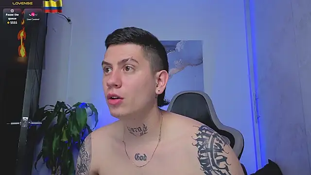 Snapshot of Yeiko_Romero_ chatting on March 20, 2026, 5:47 pm Yeiko Romero online show from March 20, 2026, 5:47 pm