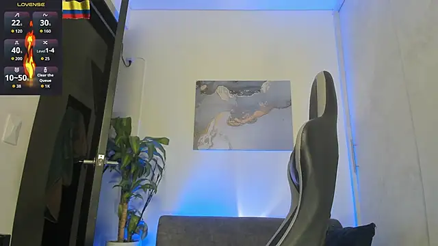 Snapshot of Yeiko_Romero_ chatting on November 2, 2025, 12:32 pm Yeiko Romero online show from November 2, 2025, 12:32 pm