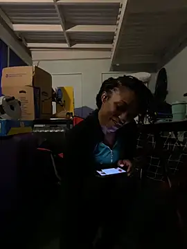 wynterheat online show from February 27, 2025, 4:46 am