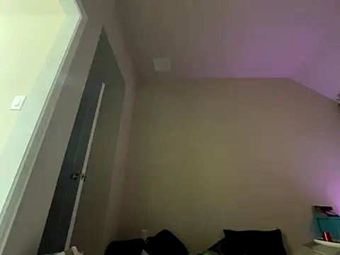 Snapshot of wynterheat chatting on October 20, 2025, 6:04 am wynterheat online show from October 20, 2025, 6:04 am