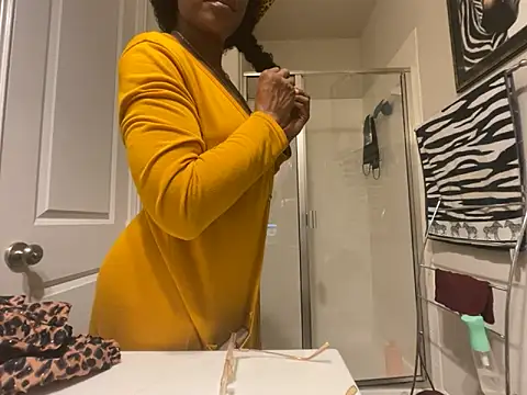 wynterheat online show from June 13, 2026, 1:53 pm