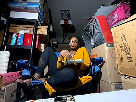 Snapshot of wynterheat chatting on October 27, 2025, 9:21 am wynterheat online show from October 27, 2025, 9:21 am