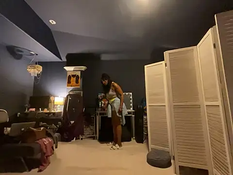 wynterheat online show from May 30, 2026, 1:23 am