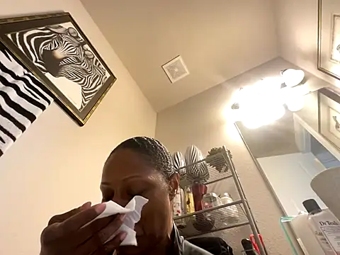 Snapshot of wynterheat chatting on October 31, 2025, 11:51 am wynterheat online show from October 31, 2025, 11:51 am