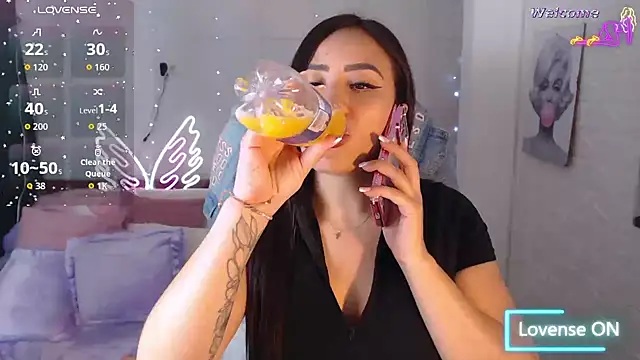 Paulina 627 online show from May 1, 2026, 5:29 pm