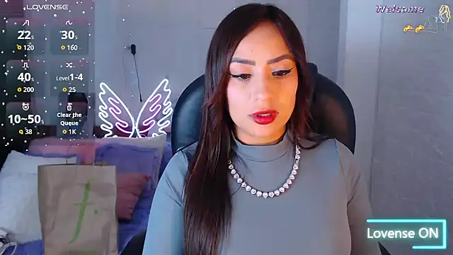 Snapshot of Paulina_627 chatting on June 20, 2026, 3:06 pm Paulina 627 online show from June 20, 2026, 3:06 pm