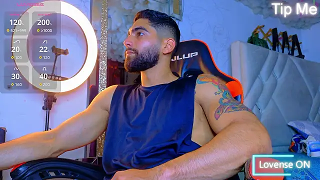 Rich boy01 online show from February 24, 2026, 1:06 am