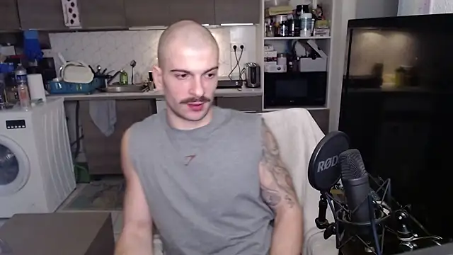 Snapshot of Greyoff chatting on January 11, 2026, 9:38 am Greyoff online show from January 11, 2026, 9:38 am