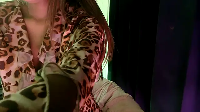 chhui mui online show from February 11, 2026, 6:52 pm