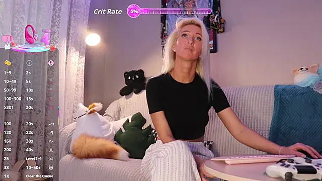 Snapshot of mari_moon_bunny chatting on October 15, 2025, 2:14 pm mari moon bunny online show from October 15, 2025, 2:14 pm