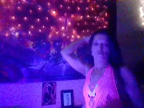 Snapshot of fantasymade69 chatting on February 16, 2025, 5:04 am fantasymade69 online show from February 16, 2025, 5:04 am