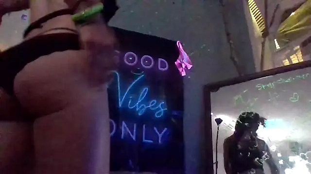 Snapshot of fantasymade69 chatting on November 7, 2025, 6:45 pm fantasymade69 online show from November 7, 2025, 6:45 pm