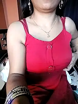 hot Oliviaa online show from February 12, 2025, 4:33 pm