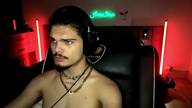 Snapshot of JordanShow chatting on October 30, 2025, 8:17 pm JordanShow online show from October 30, 2025, 8:17 pm