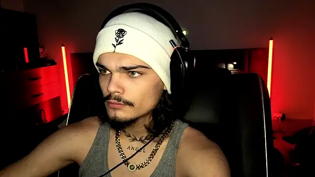 Snapshot of JordanShow chatting on November 10, 2025, 8:52 am JordanShow online show from November 10, 2025, 8:52 am