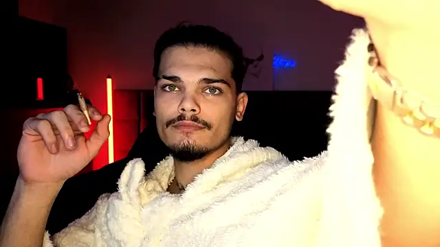 Snapshot of JordanShow chatting on October 20, 2025, 11:55 am JordanShow online show from October 20, 2025, 11:55 am