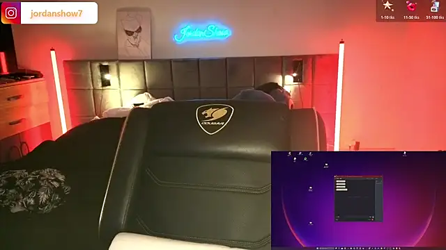 Snapshot of JordanShow chatting on November 11, 2025, 4:24 pm JordanShow online show from November 11, 2025, 4:24 pm