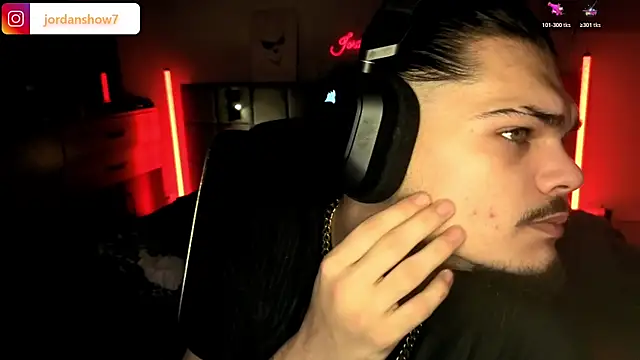 Snapshot of JordanShow chatting on November 12, 2025, 6:39 am JordanShow online show from November 12, 2025, 6:39 am