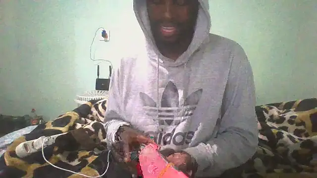 Snapshot of BRawSocietyy chatting on May 30, 2026, 8:09 am BRawSocietyy online show from May 30, 2026, 8:09 am