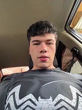 Logan smith1 online show from October 26, 2025, 4:51 pm