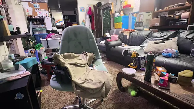 deadpi online show from May 4, 2026, 1:58 pm