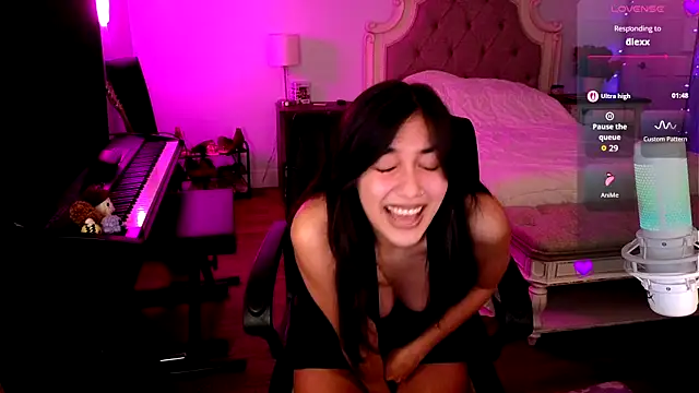Snapshot of JasmineWinters chatting on July 22, 2026, 3:30 am JasmineWinters online show from July 22, 2026, 3:30 am