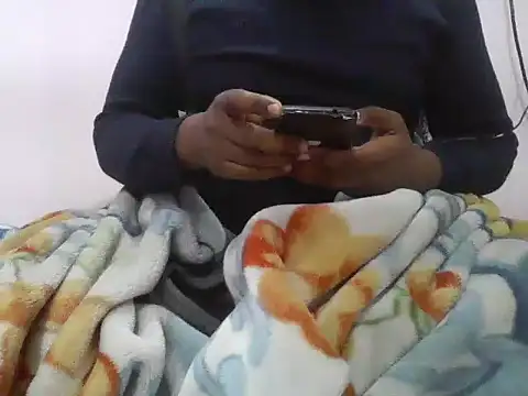 Snapshot of Average_Indian chatting on January 19, 2025, 4:36 pm Average Indian online show from January 19, 2025, 4:36 pm