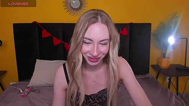 Snapshot of Diana_Garrett chatting on February 25, 2026, 9:09 am Diana Garrett online show from February 25, 2026, 9:09 am