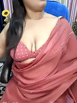 Snapshot of Cute-Raashii chatting on May 5, 2026, 11:41 pm Cute-Raashii online show from May 5, 2026, 11:41 pm
