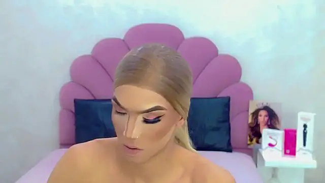 briana sex32 online show from March 21, 2026, 4:14 am