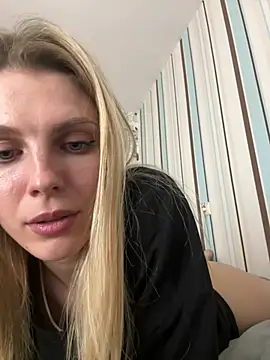 Snapshot of Liya_my chatting on June 17, 2026, 7:57 pm Liya my online show from June 17, 2026, 7:57 pm