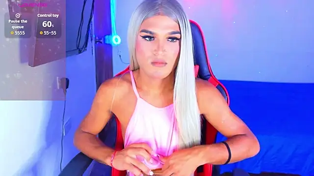 Snapshot of AllisonsweetZ chatting on March 22, 2026, 3:13 pm AllisonsweetZ online show from March 22, 2026, 3:13 pm