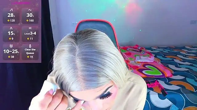 Snapshot of AllisonsweetZ chatting on February 13, 2026, 4:23 am AllisonsweetZ online show from February 13, 2026, 4:23 am