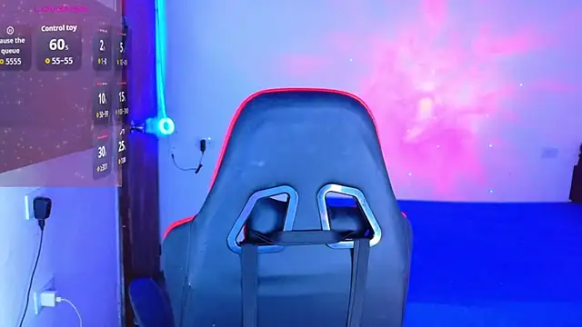 Snapshot of AllisonsweetZ chatting on March 23, 2026, 4:18 pm AllisonsweetZ online show from March 23, 2026, 4:18 pm