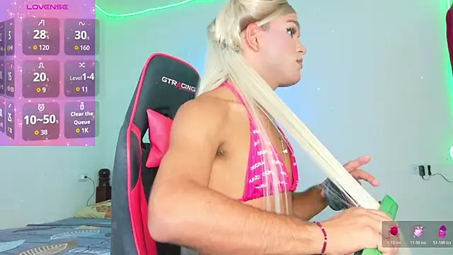 Snapshot of AllisonsweetZ chatting on October 18, 2025, 8:11 pm AllisonsweetZ online show from October 18, 2025, 8:11 pm