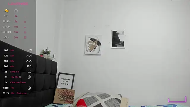 Snapshot of RoddyRich11 chatting on October 22, 2025, 12:26 pm RoddyRich11 online show from October 22, 2025, 12:26 pm