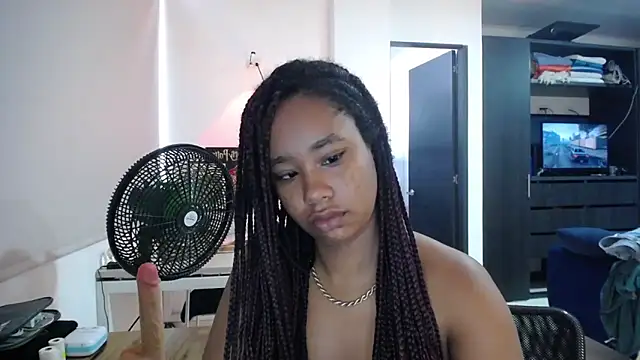Snapshot of diabla_sexyboobs chatting on April 24, 2026, 1:46 pm diabla sexyboobs online show from April 24, 2026, 1:46 pm