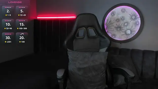 Snapshot of khriss_brown chatting on December 5, 2025, 7:23 pm khriss brown online show from December 5, 2025, 7:23 pm