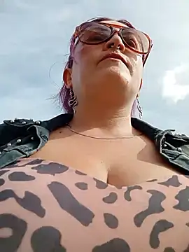 Snapshot of sophie_banger chatting on July 17, 2026, 8:17 pm sophie banger online show from July 17, 2026, 8:17 pm