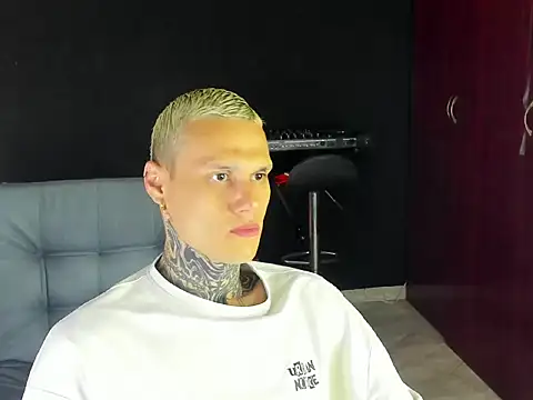 Snapshot of fucking_sinner chatting on March 29, 2026, 2:52 pm fucking sinner online show from March 29, 2026, 2:52 pm