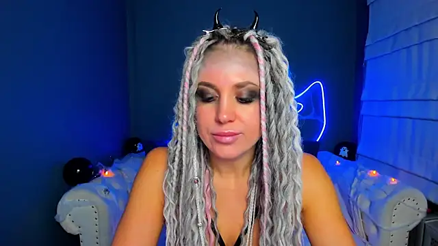 rock n roxy online show from October 29, 2025, 1:37 am