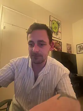 Snapshot of defbond420 chatting on October 11, 2025, 9:49 pm defbond420 online show from October 11, 2025, 9:49 pm